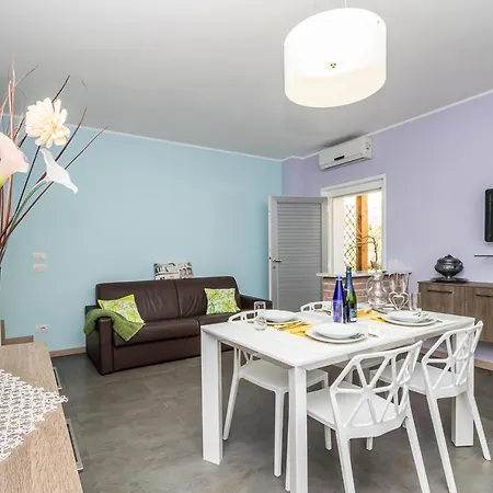 公寓 Rebecca - Tremezzina 梅泽格拉